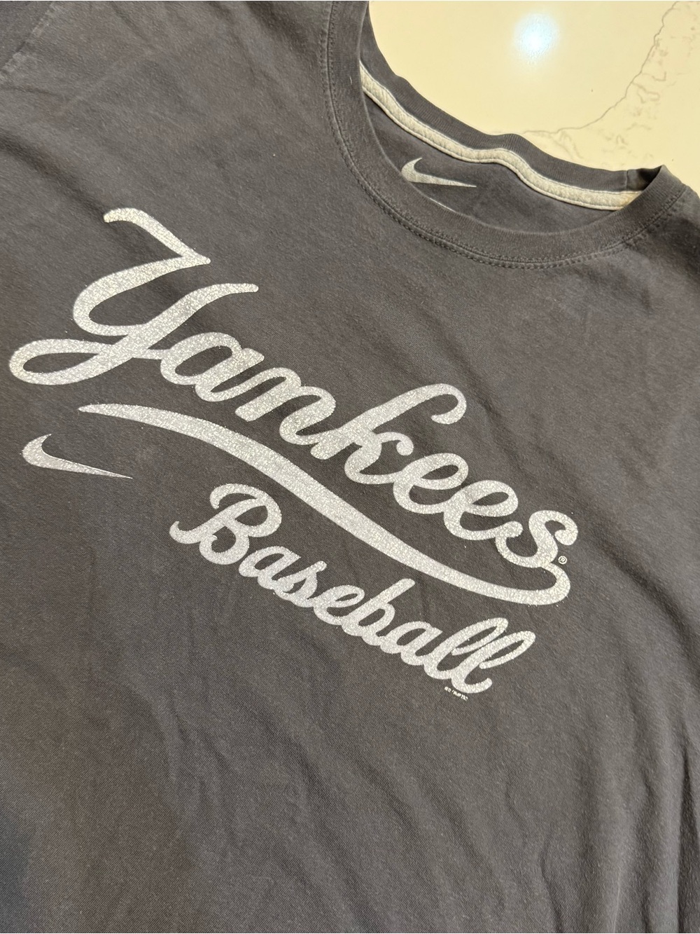 New York Yankees Short Sleeve T Shirt Mens 2XL XXL Gray Nike Logo Swoosh